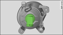 Fog light removed: Bulb holder is highlighted